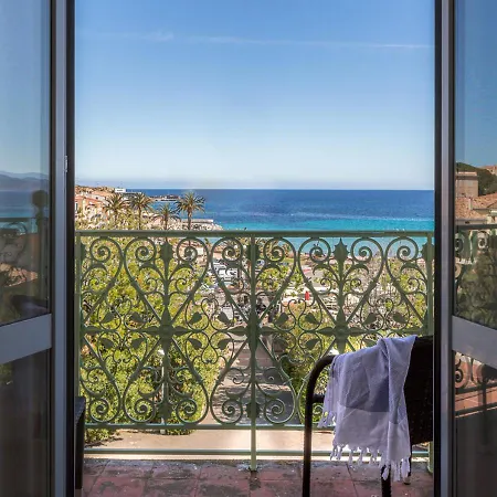 Langley Napoléon Bonaparte 3* LʼÎle-Rousse