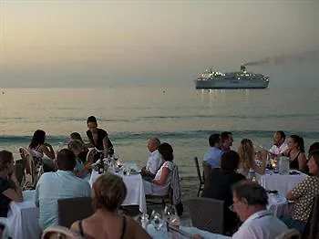 Langley Napoléon Bonaparte Szálloda LʼÎle-Rousse