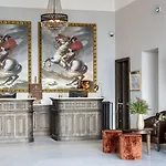 Langley Napoleon Bonaparte Hotel LʼÎle-Rousse