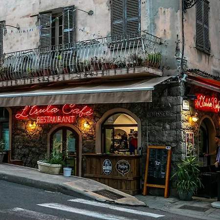 Langley Napoléon Bonaparte Szálloda 3*