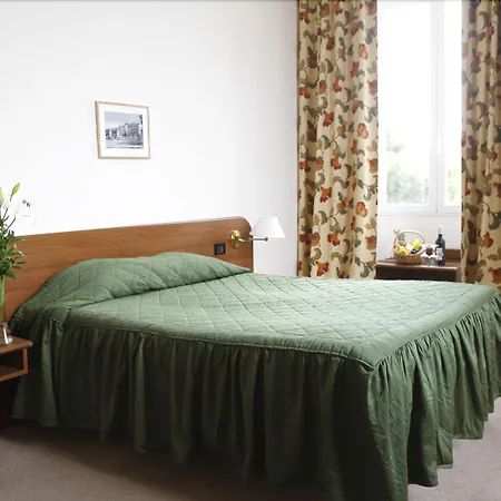 Hotel Langley Napoleon Bonaparte LʼÎle-Rousse