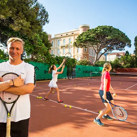 Langley Napoleon Bonaparte Hotel 3*