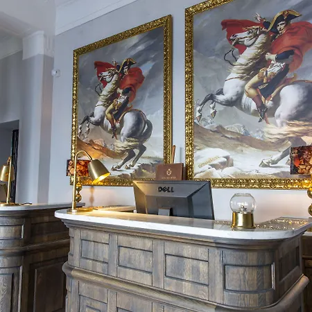 Langley Napoléon Bonaparte Szálloda 3*