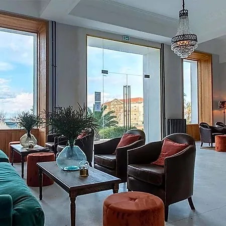 拿破仑·波拿巴兰利酒店 3* LʼÎle-Rousse