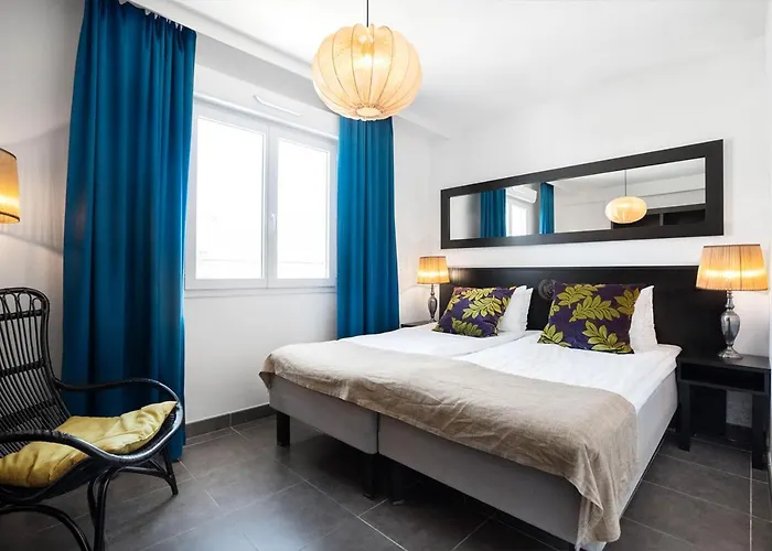 Langley Napoleon Bonaparte Hotel