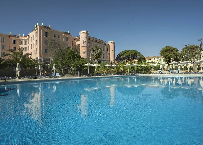 Langley Napoléon Bonaparte Hotel 3*