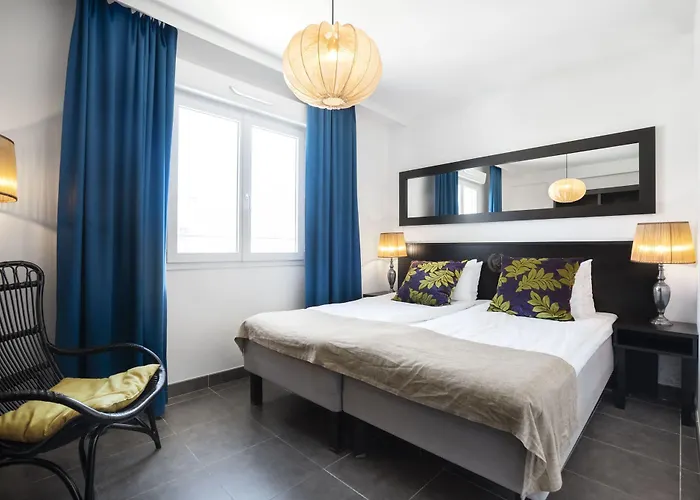 Langley Napoléon Bonaparte Hotel 3*