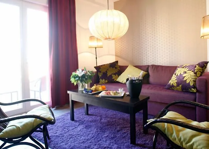 Hotel Langley Napoleon Bonaparte 3*